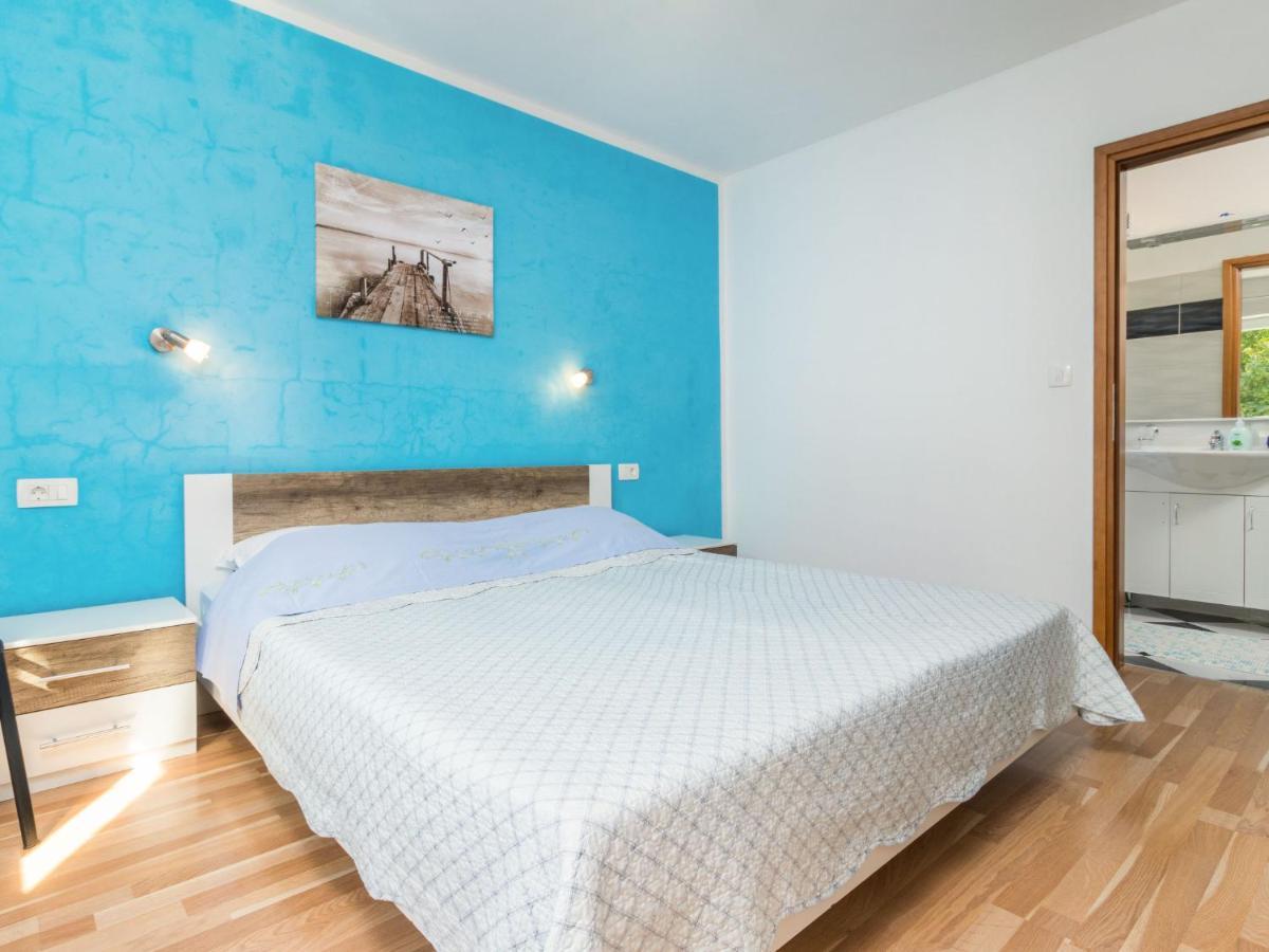 Antoni - Ipc106 By Interhome Holiday home