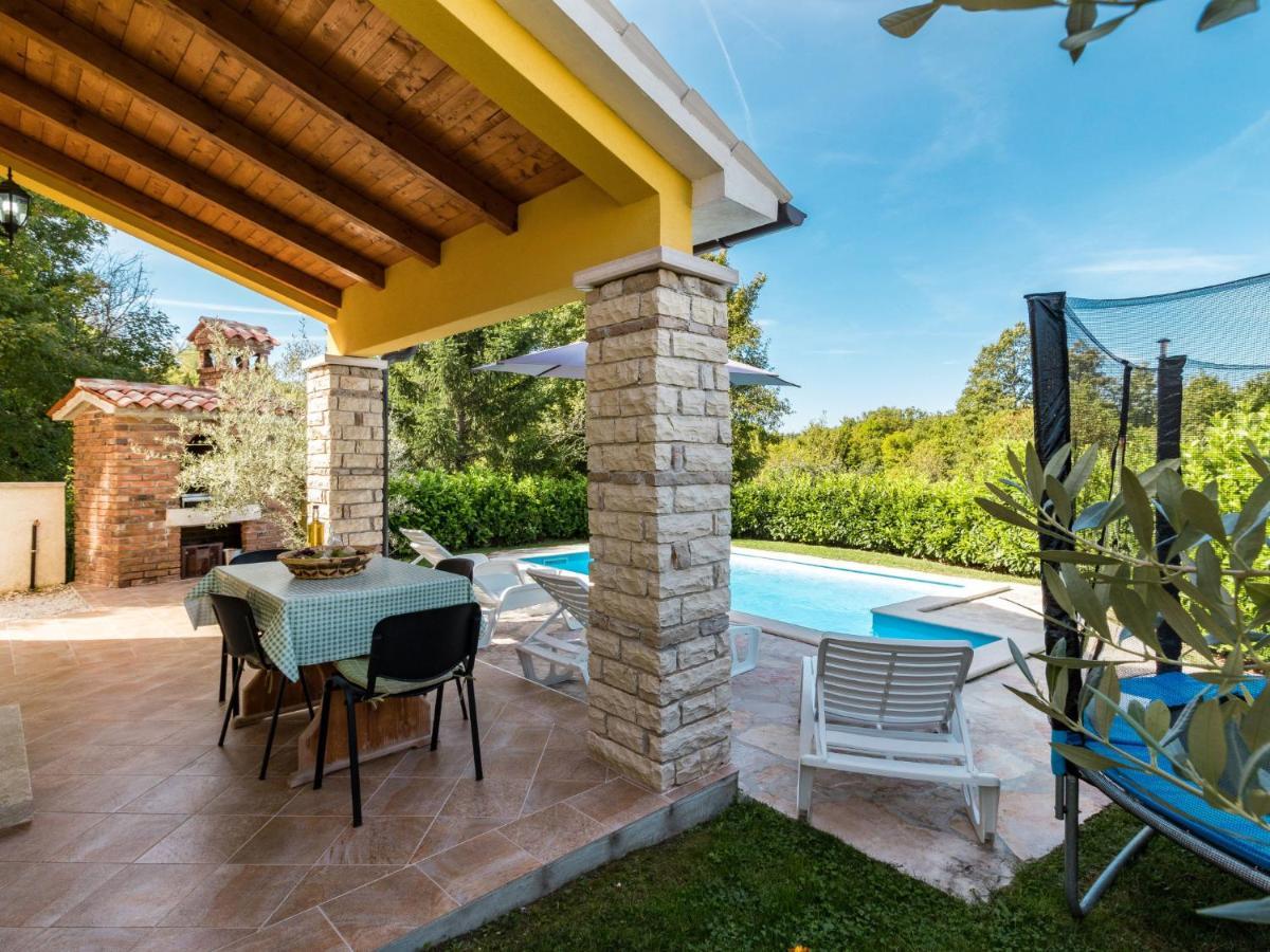 Holiday home Antoni - Ipc106 By Interhome